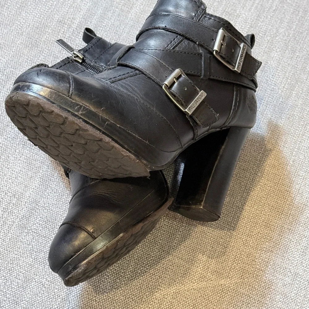 Harley Davidson Black Leather Buckle‎ Ankle Boots Block Heel D84447 Womens 8.5 - Picture 5 of 7